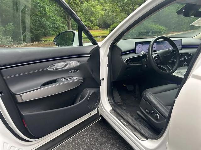 2026 Genesis GV70 2.5T Select