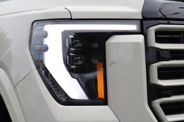 2026 GMC Sierra 2500HD Crew Cab, Standard Bed, AT4, 4WD