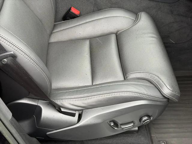 2023 Volvo XC60 B5 Ultimate Bright Theme