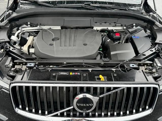 2023 Volvo XC60 B5 Ultimate Bright Theme