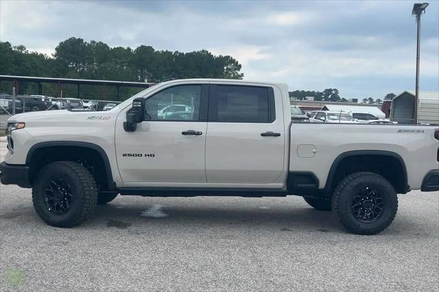 2026 Chevrolet Silverado 2500HD Crew Cab, Standard Bed, XR2, 4WD