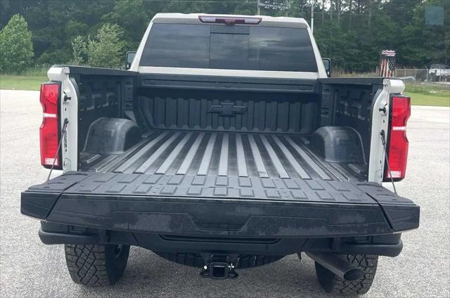 2026 Chevrolet Silverado 2500HD Crew Cab, Standard Bed, XR2, 4WD