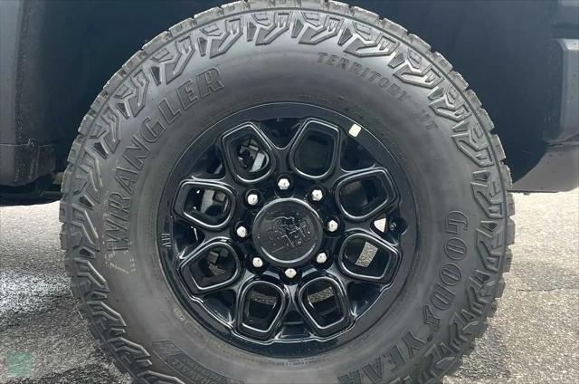 2026 Chevrolet Silverado 2500HD Crew Cab, Standard Bed, XR2, 4WD