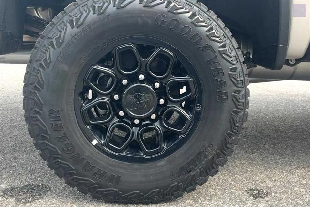 2026 Chevrolet Silverado 2500HD Crew Cab, Standard Bed, XR2, 4WD