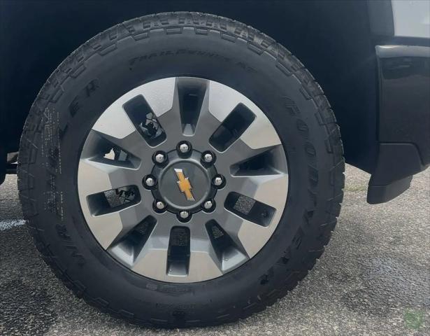 2026 Chevrolet Silverado 2500HD Crew Cab, Standard Bed, WT, 4WD