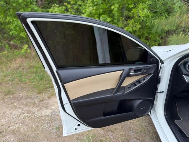 2013 Mazda Mazda3 i Touring