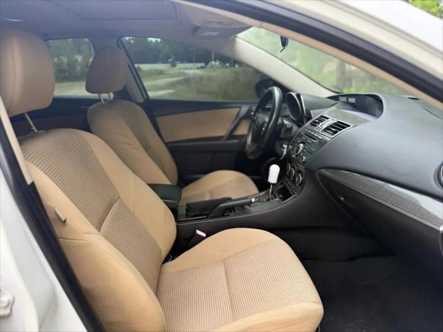 2013 Mazda Mazda3 i Touring