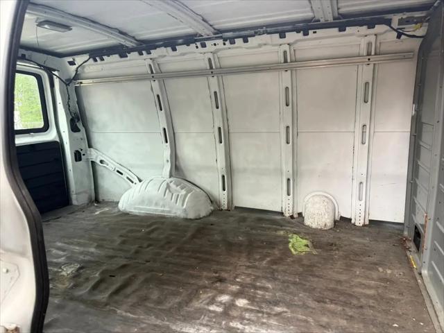 2010 Chevrolet Express Work Van