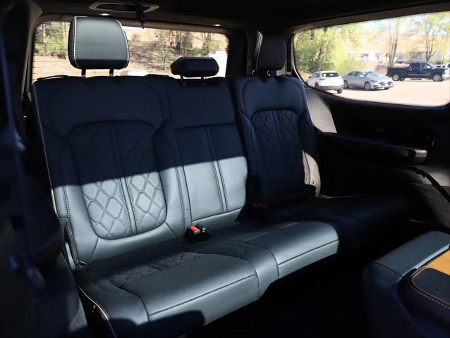 2022 Jeep Grand Wagoneer Series III