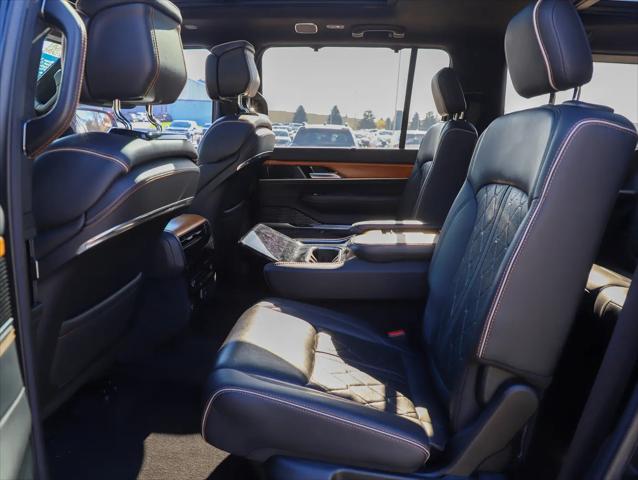 2022 Jeep Grand Wagoneer Series III