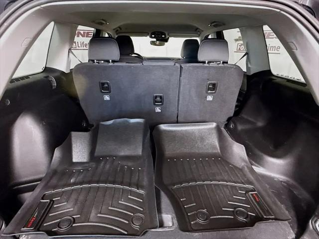 2023 Jeep Grand Cherokee Laredo 4x4