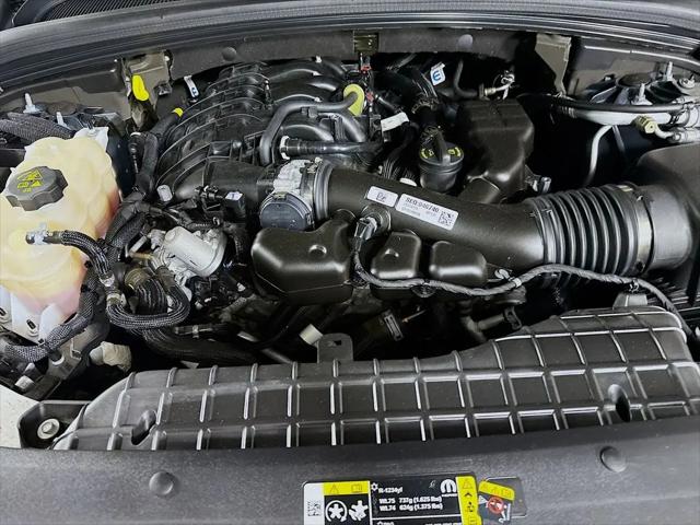 2023 Jeep Grand Cherokee Laredo 4x4