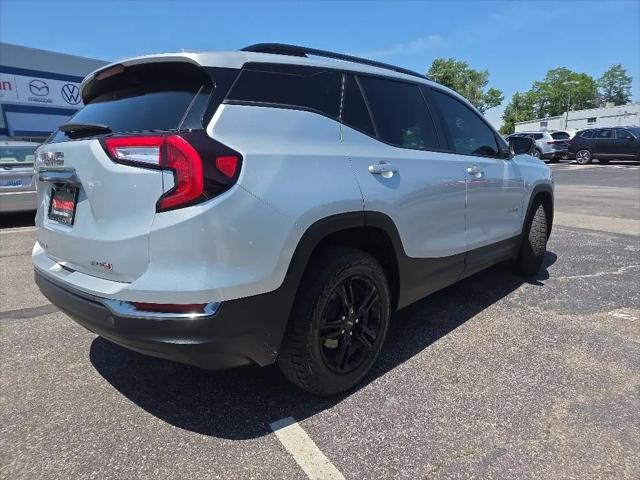 2022 GMC Terrain AWD AT4