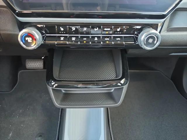 2027 Chevrolet Bolt LT FWD
