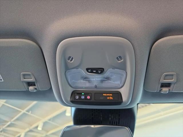 2027 Chevrolet Bolt LT FWD