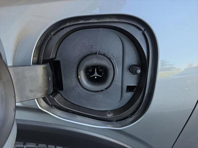 2027 Chevrolet Bolt LT FWD