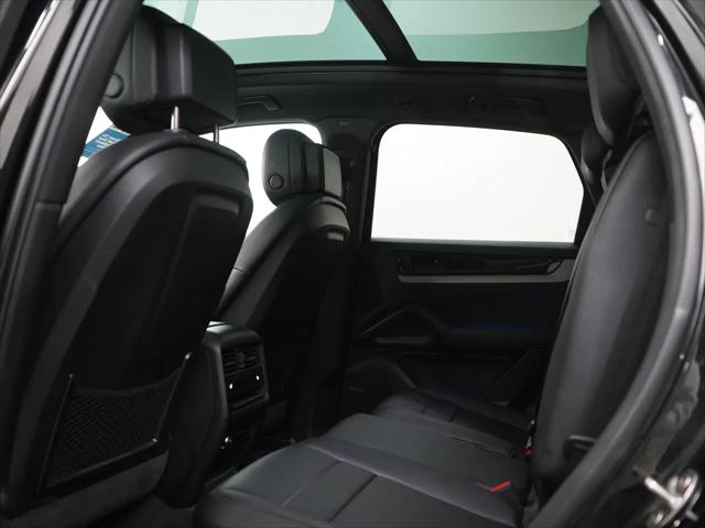 2025 Porsche Cayenne Cayenne