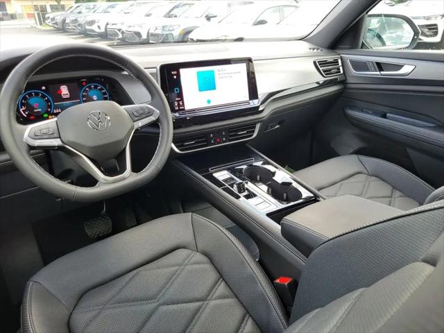 2026 Volkswagen Atlas Cross Sport SE with Technology