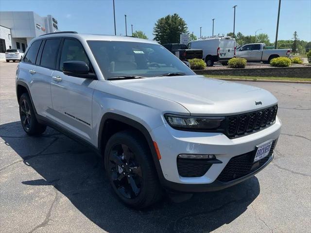 2025 Jeep Grand Cherokee Limited 4x4 for sale in Merrill, WI