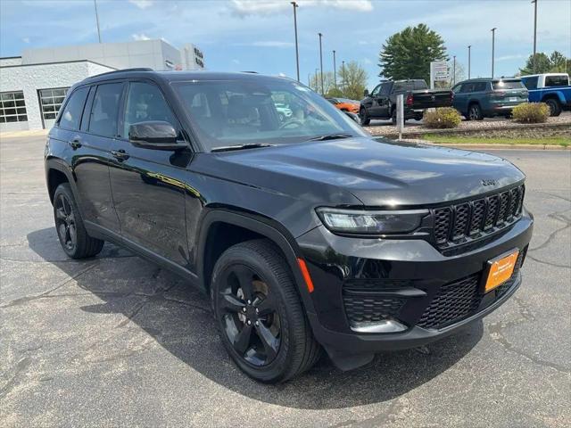 2024 Jeep Grand Cherokee Altitude 4x4 for sale in Merrill, WI