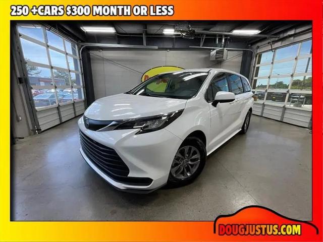 2023 Toyota Sienna LE for sale in Louisville, TN