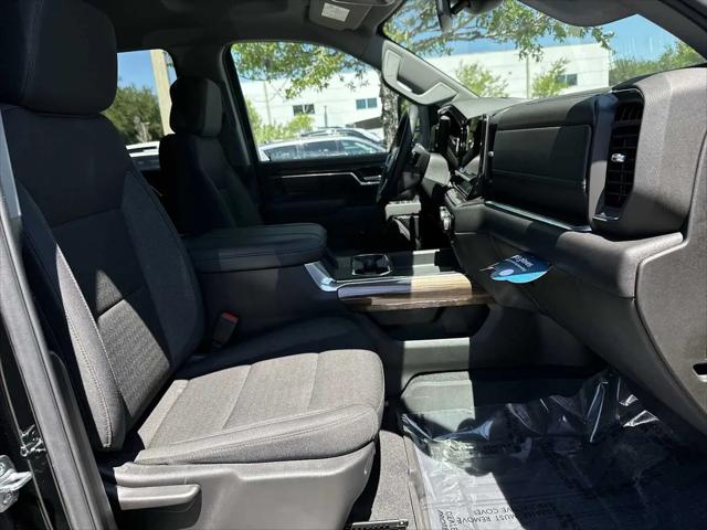 2026 Chevrolet Silverado 3500HD Double Cab, Long Bed, LT Dual Rear Wheel, 4WD