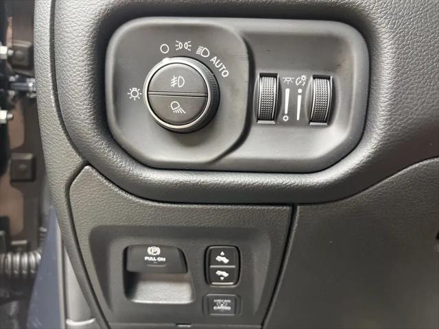 2026 Ram 1500 Big Horn Crew Cab 4x4 57 Box