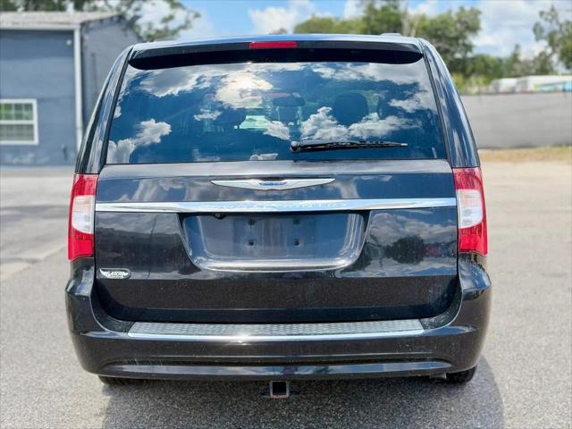 2015 Chrysler Town & Country Touring
