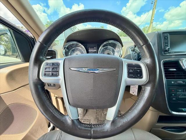 2015 Chrysler Town & Country Touring