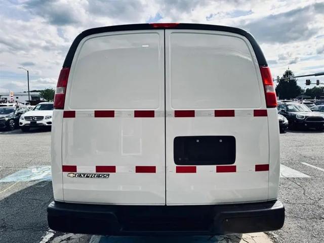 2021 Chevrolet Express Cargo Van RWD 2500 Regular Wheelbase WT