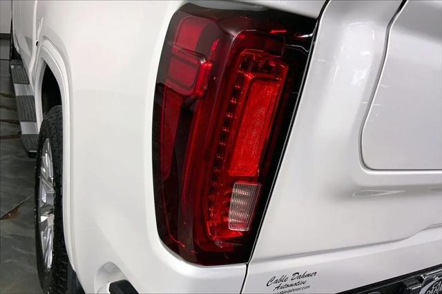 2023 GMC Sierra 1500 4WD Crew Cab Short Box Denali