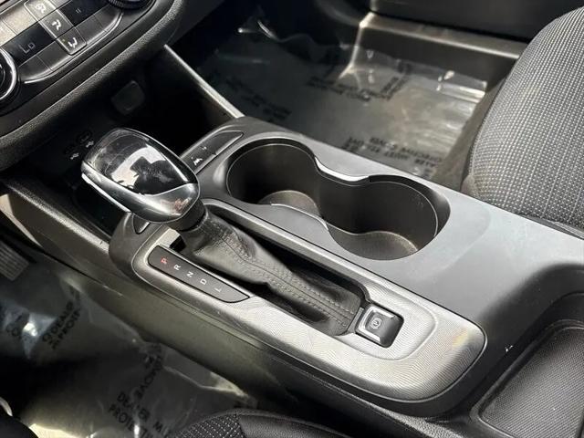 2025 Buick NV Preferred FWD