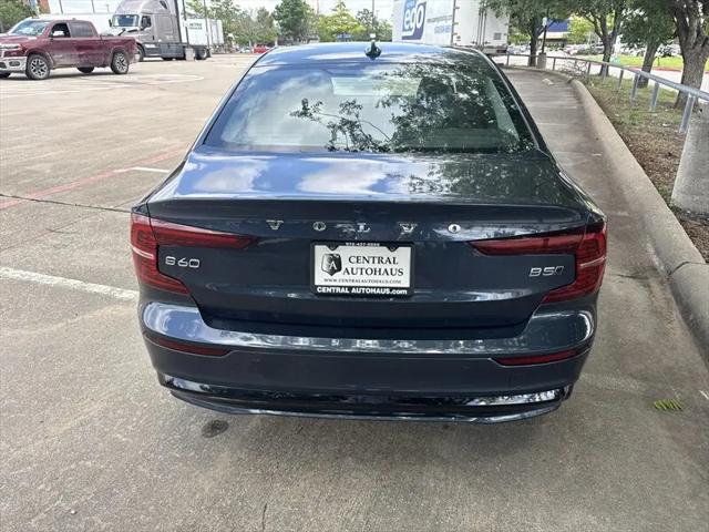 2024 Volvo S60 B5 Plus Dark Theme
