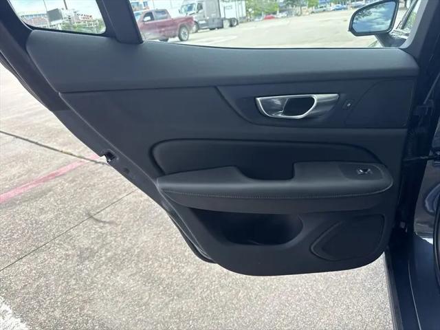 2024 Volvo S60 B5 Plus Dark Theme