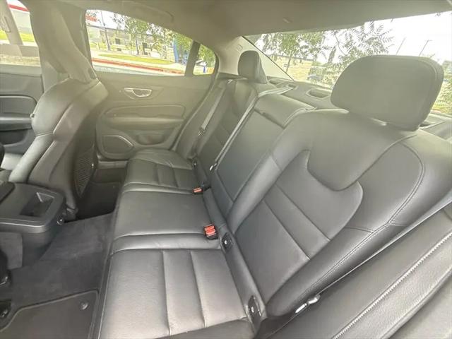 2024 Volvo S60 B5 Plus Dark Theme