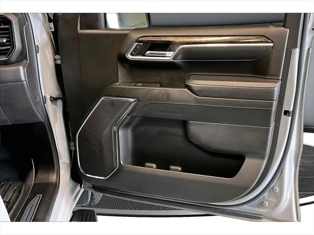2024 GMC Sierra 1500 4WD Crew Cab Short Box Elevation with 3SB