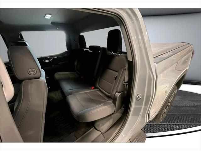 2024 GMC Sierra 1500 4WD Crew Cab Short Box Elevation with 3SB