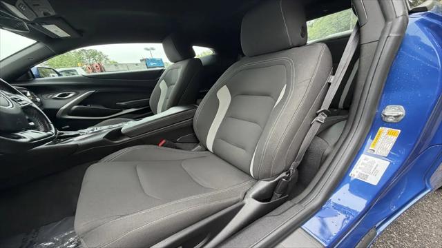 2022 Chevrolet Camaro RWD Coupe LT1