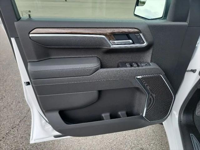 2026 Chevrolet Silverado 1500 4WD Crew Cab Short Bed LT with 2FL