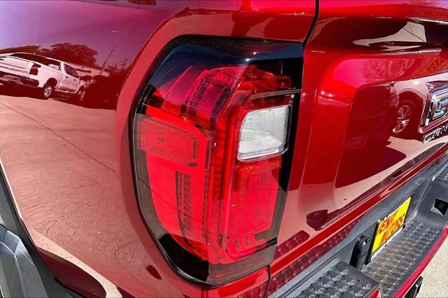 2023 GMC Canyon 4WD Crew Cab Short Box AT4