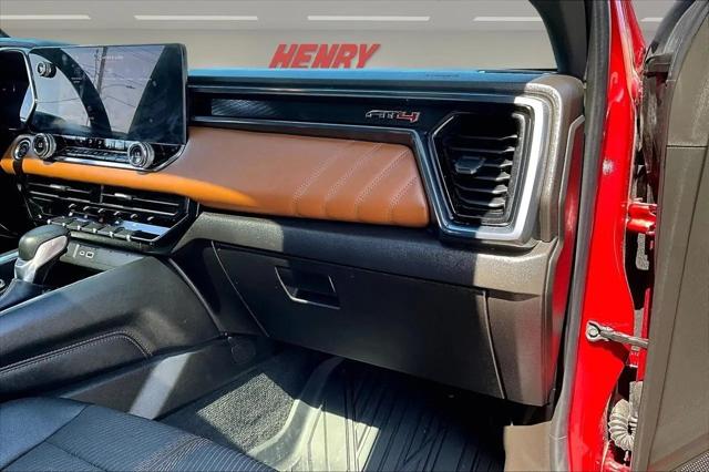 2023 GMC Canyon 4WD Crew Cab Short Box AT4