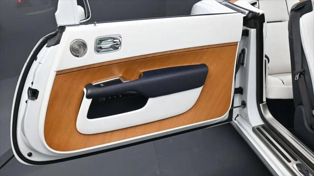 2017 Rolls-Royce Dawn Standard