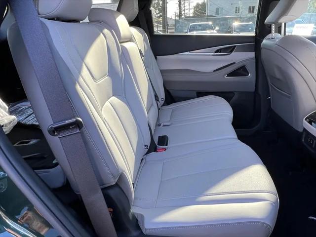 2027 INFINITI QX60 LUXE