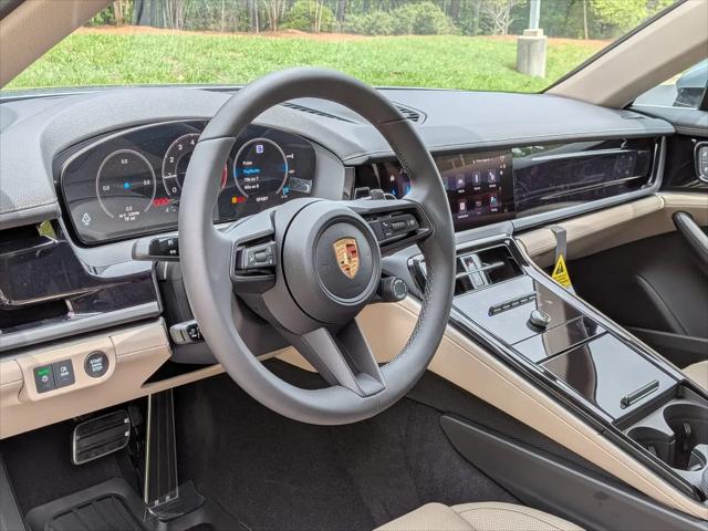 2026 Porsche Panamera 4