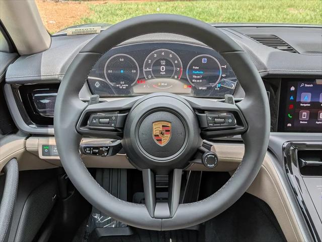 2026 Porsche Panamera 4