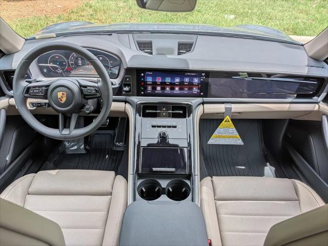 2026 Porsche Panamera 4