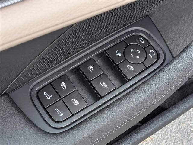 2026 Porsche Panamera 4