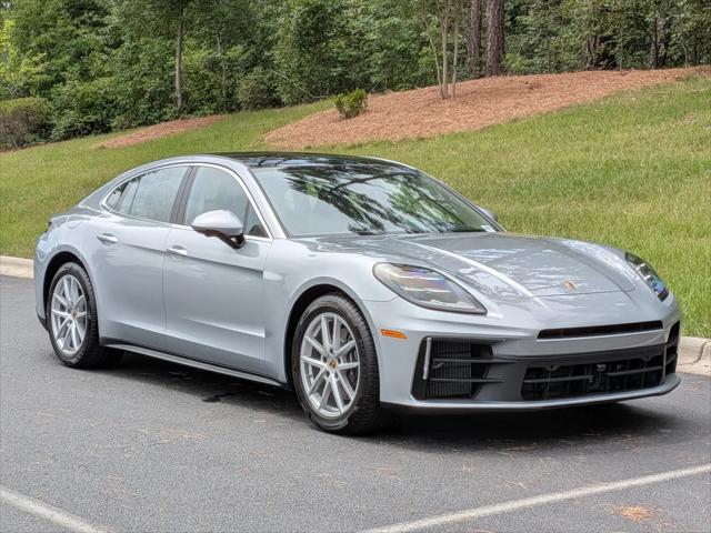 2026 Porsche Panamera 4