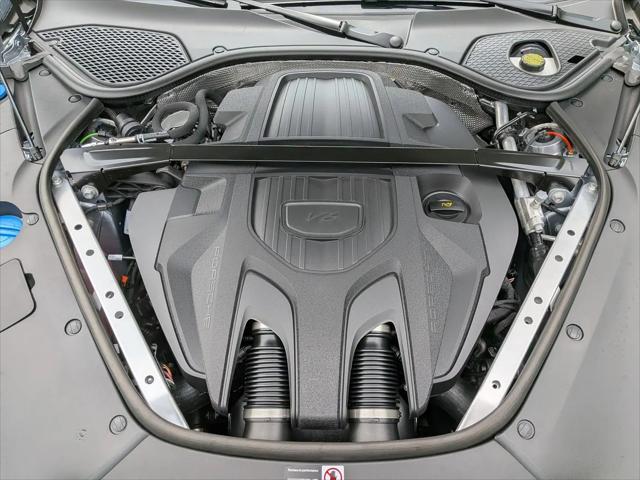 2026 Porsche Panamera 4