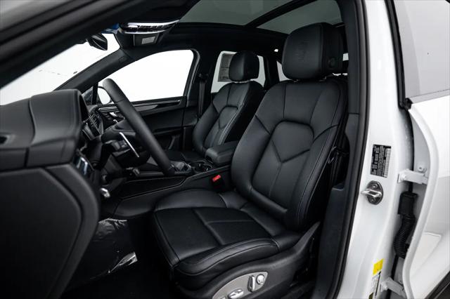 2026 Porsche Macan T